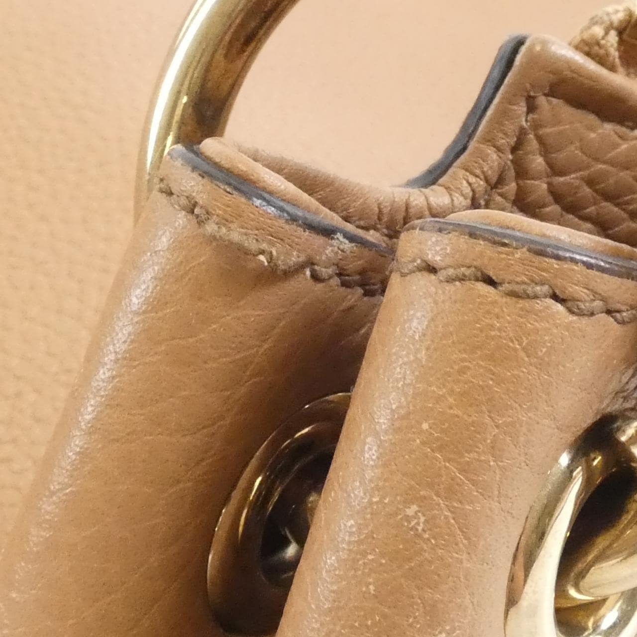 グッチ 536194 A7M0G ショルダーバッグ