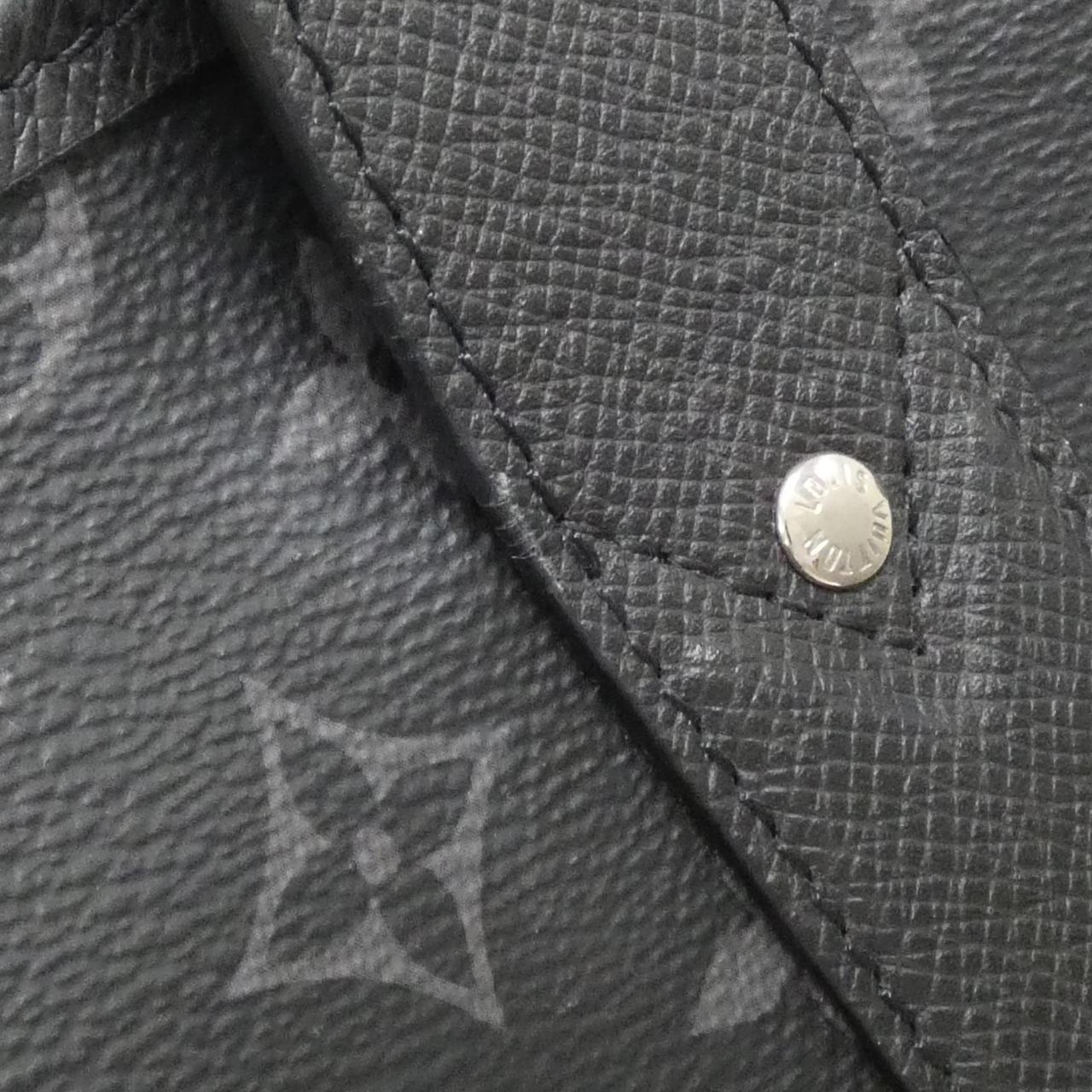 LOUIS VUITTON Taiga Rama 周末托特包 M30937 包