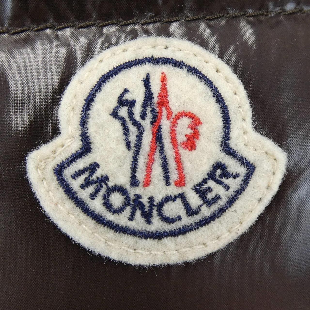 モンクレール MONCLER 41350/50 TIB ダウンベスト