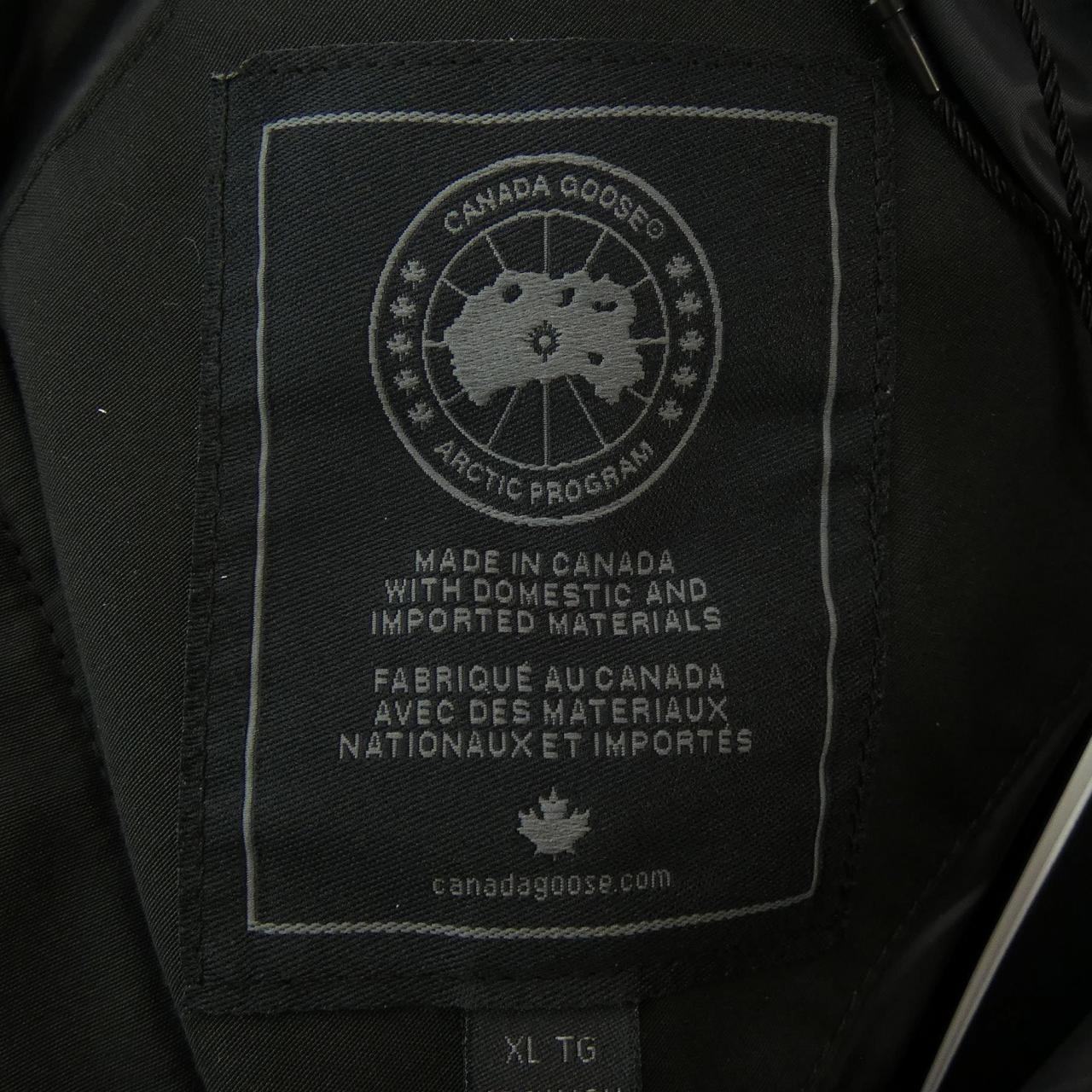 Canada goose CANADA GOOSE down jacket