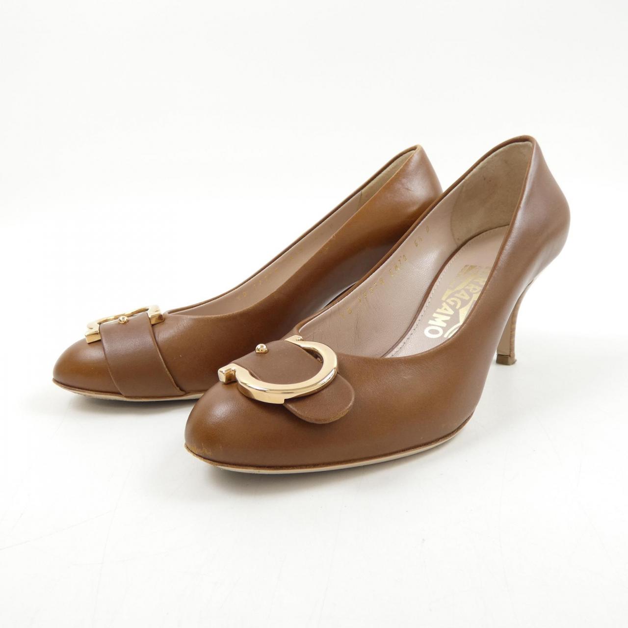 サルヴァトーレフェラガモ SALVATORE FERRAGAMO パンプス