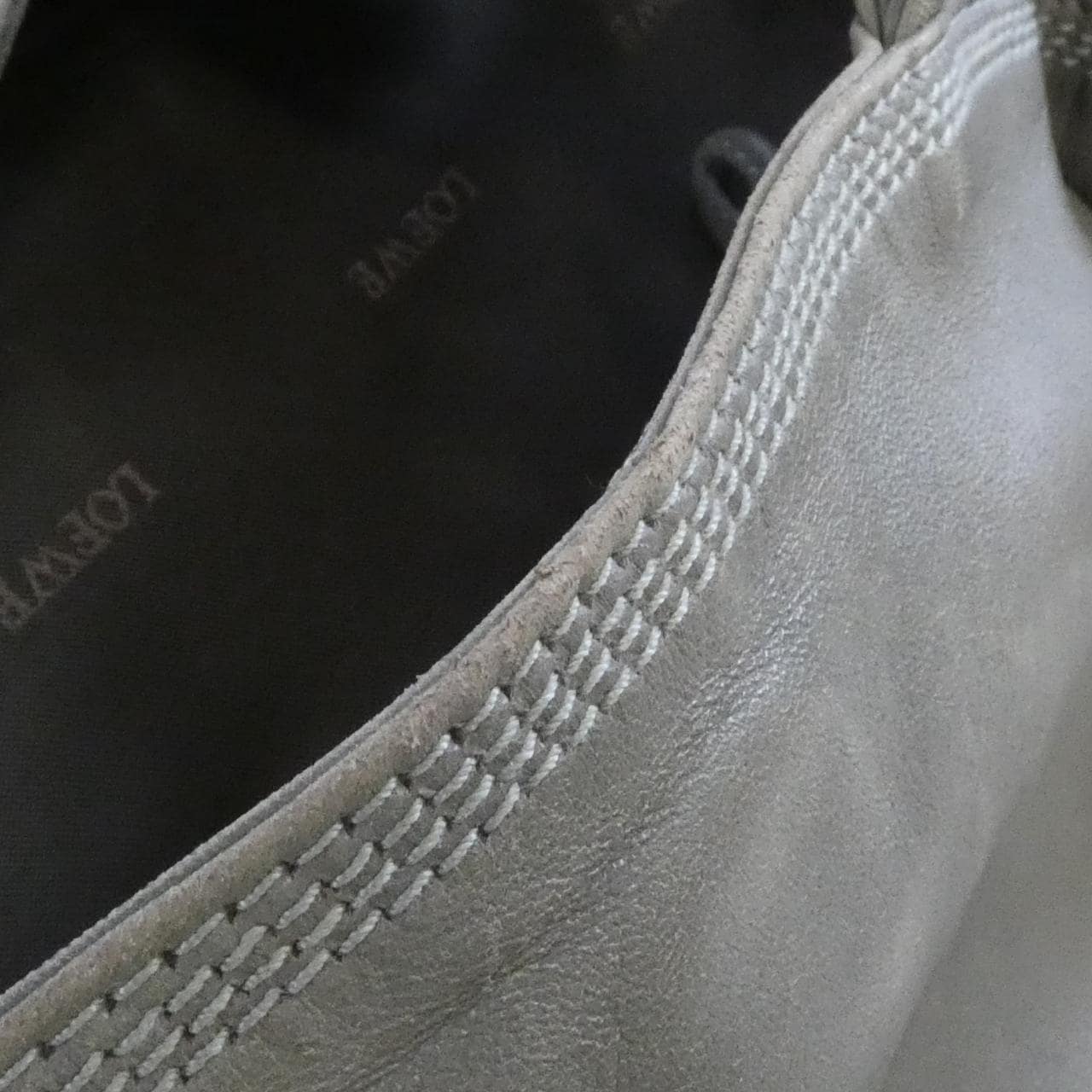 ロエベ ブリザ 309 82 105 バッグ