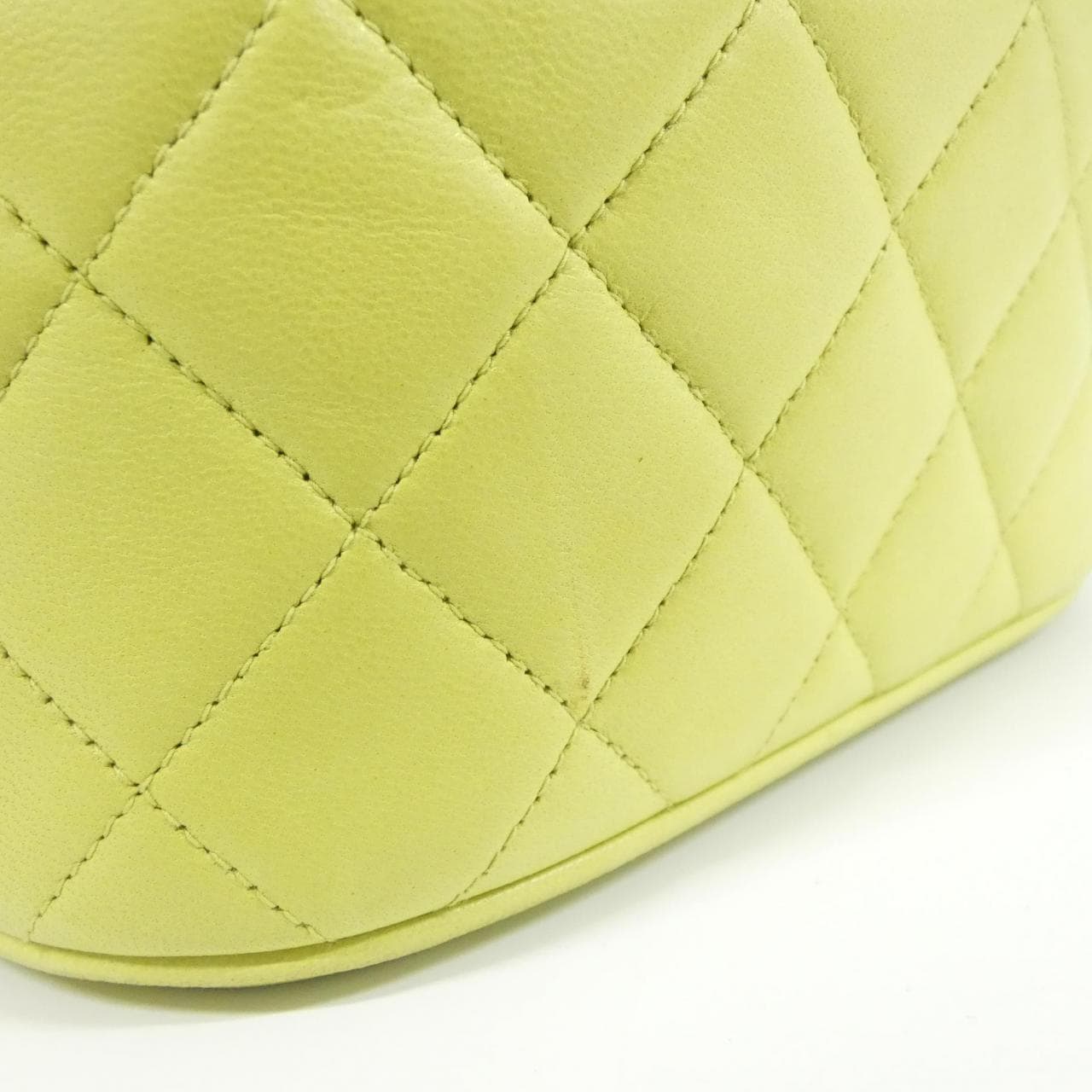 シャネル バッグ