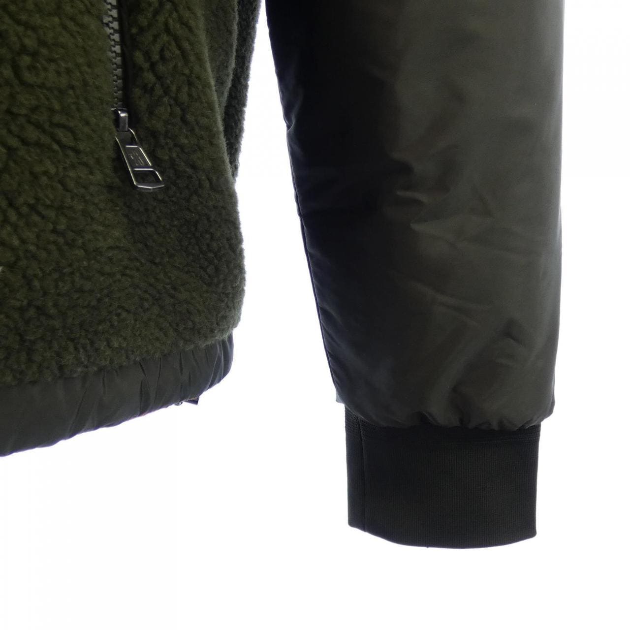 モンクレール MONCLER VALLORCH ダウンジャケット