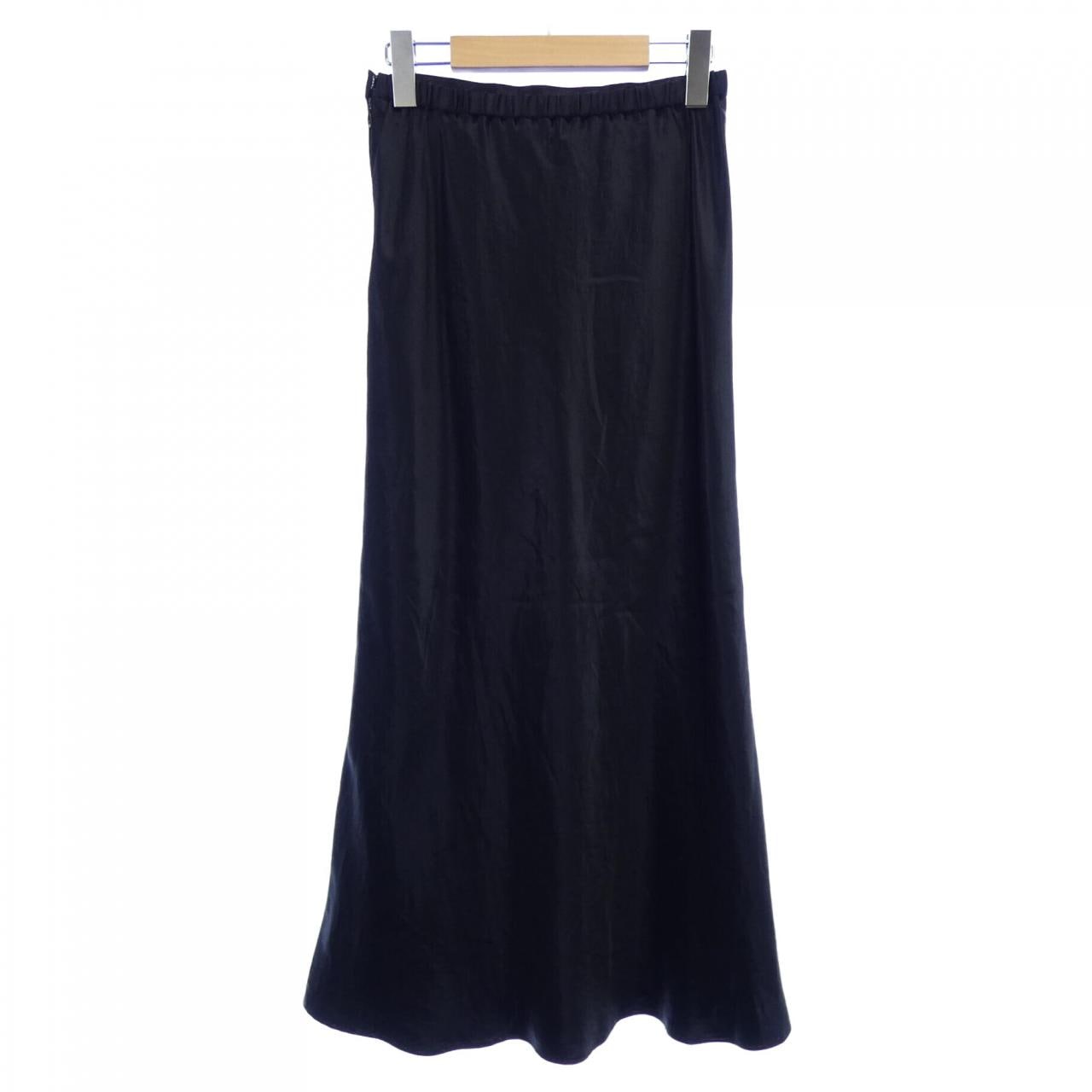 プルミエアロンディスモン 1er Arrondissement スカート