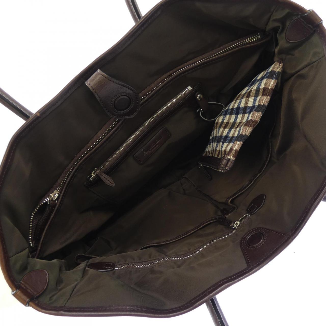 アクアスキュータム Aquascutum BAG