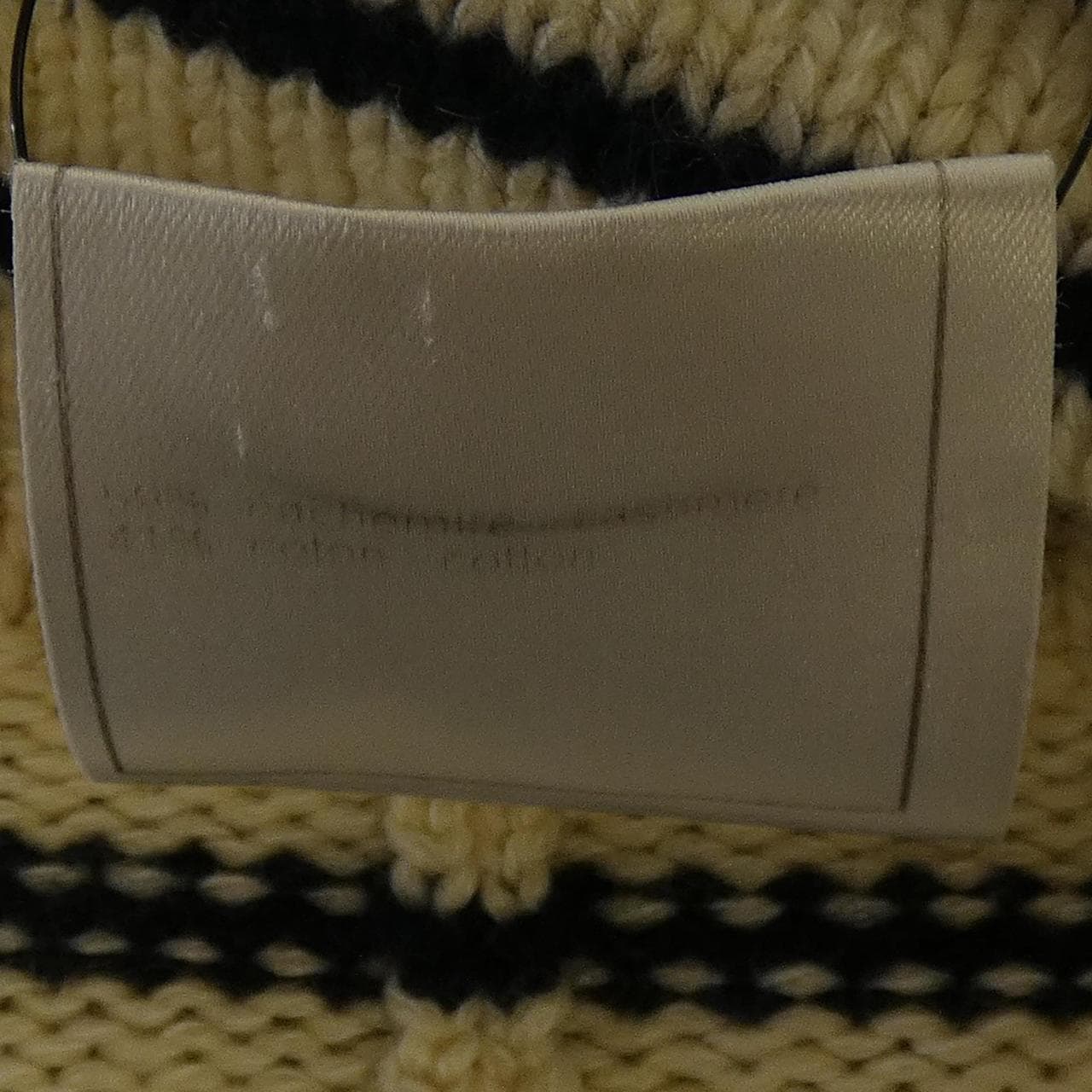 【ヴィンテージ】シャネル CHANEL P21039V01301 03P カーディガン