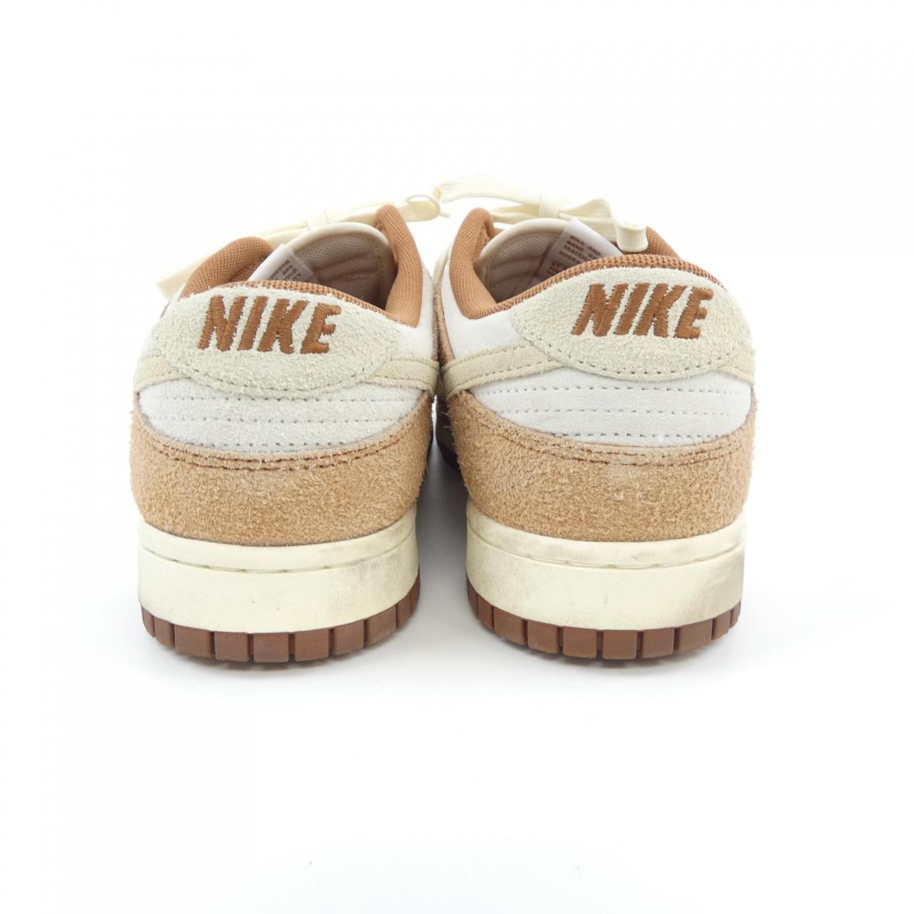 ナイキ NIKE スニーカー
