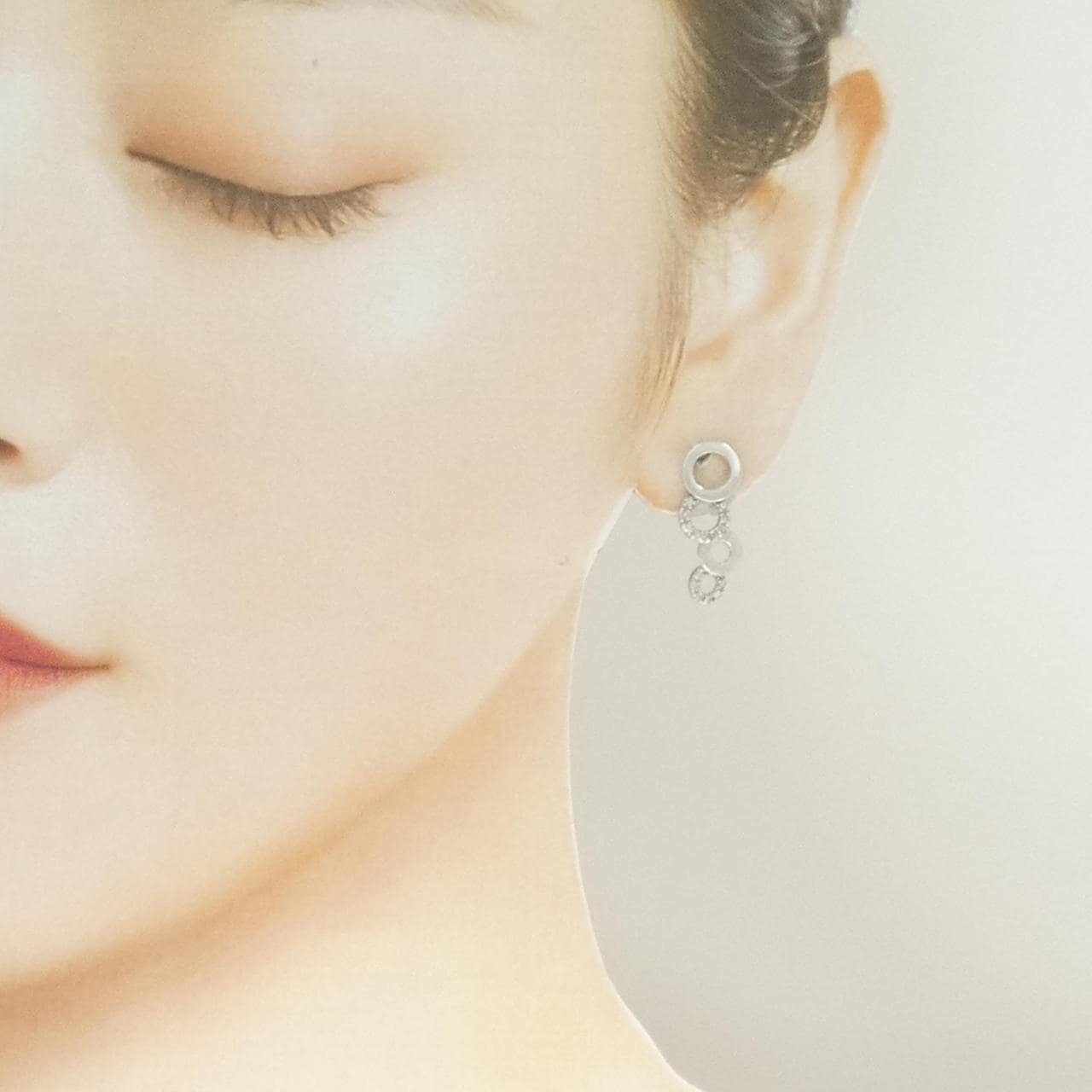 K10WG ダイヤモンド ピアス