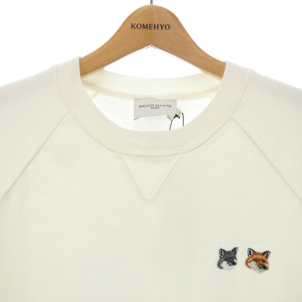 メゾンキツネ MAISON KITSUNE FM00358KM0002 スウェット