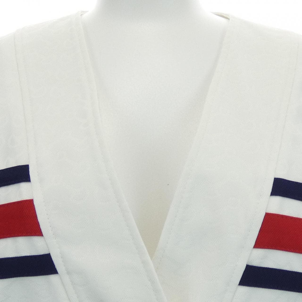 グッチ GUCCI 747072 XJFU1 ノーカラージャケット