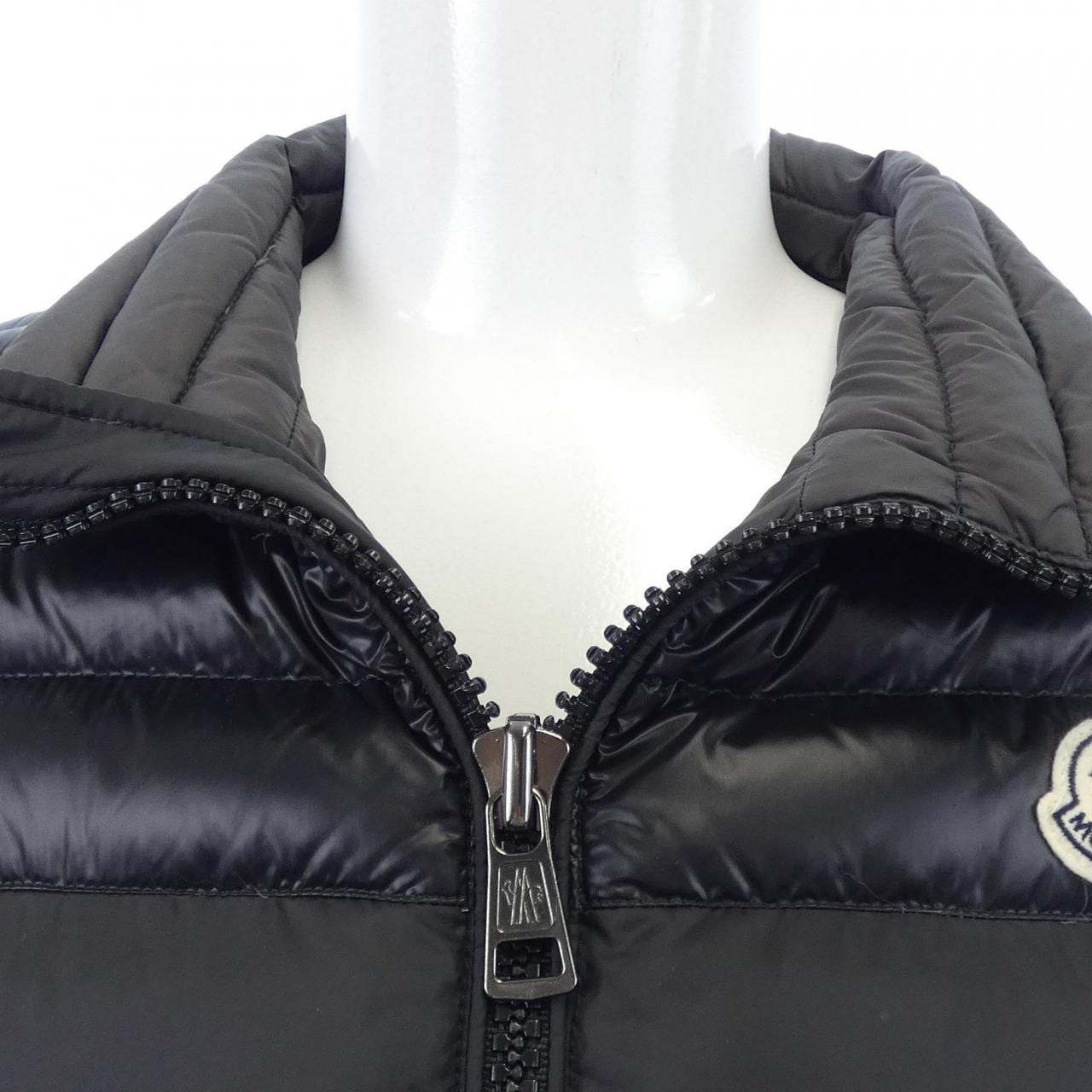 モンクレール MONCLER DUPRES ダウンベスト