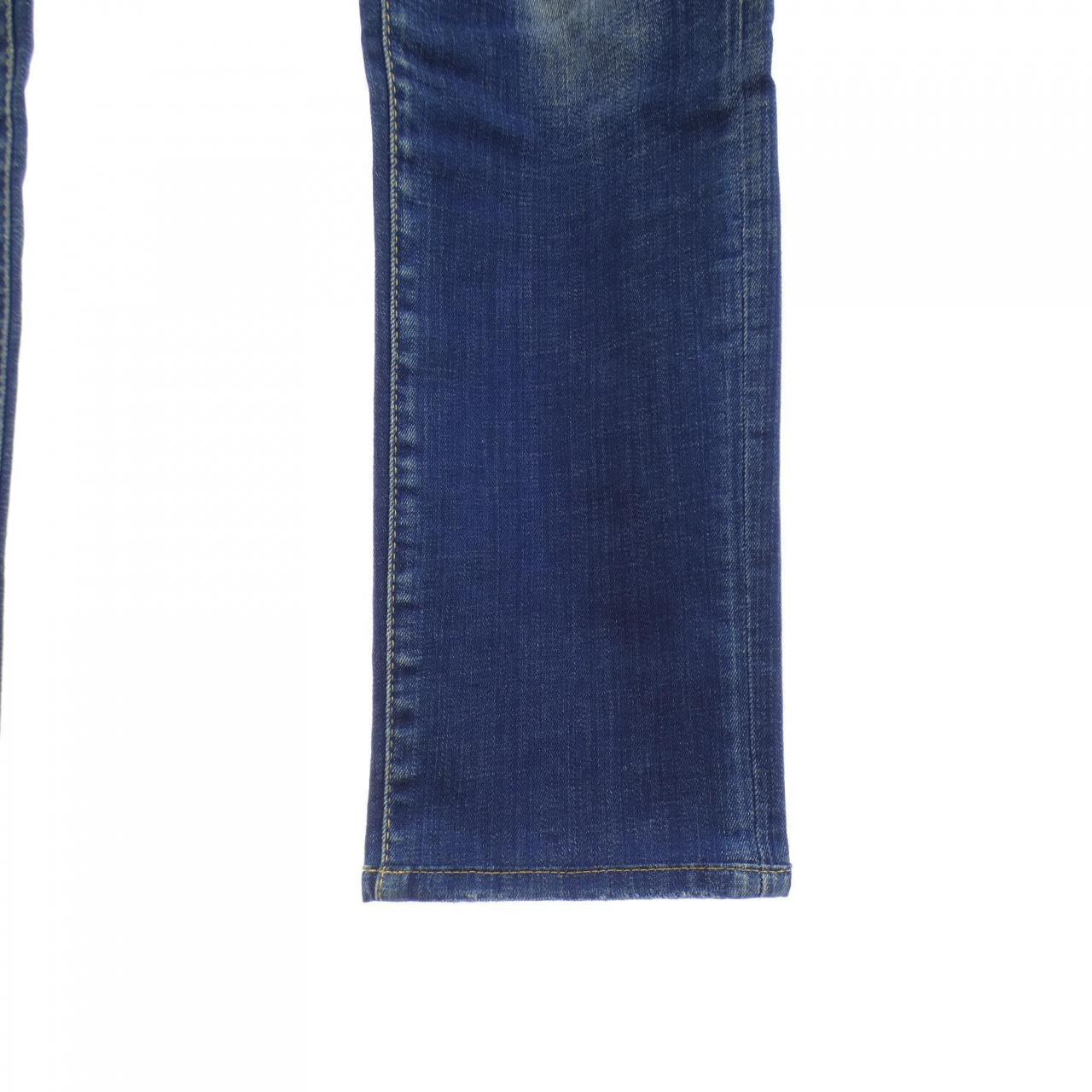 ディースクエアード DSQUARED2 S74LB0026 ジーンズ