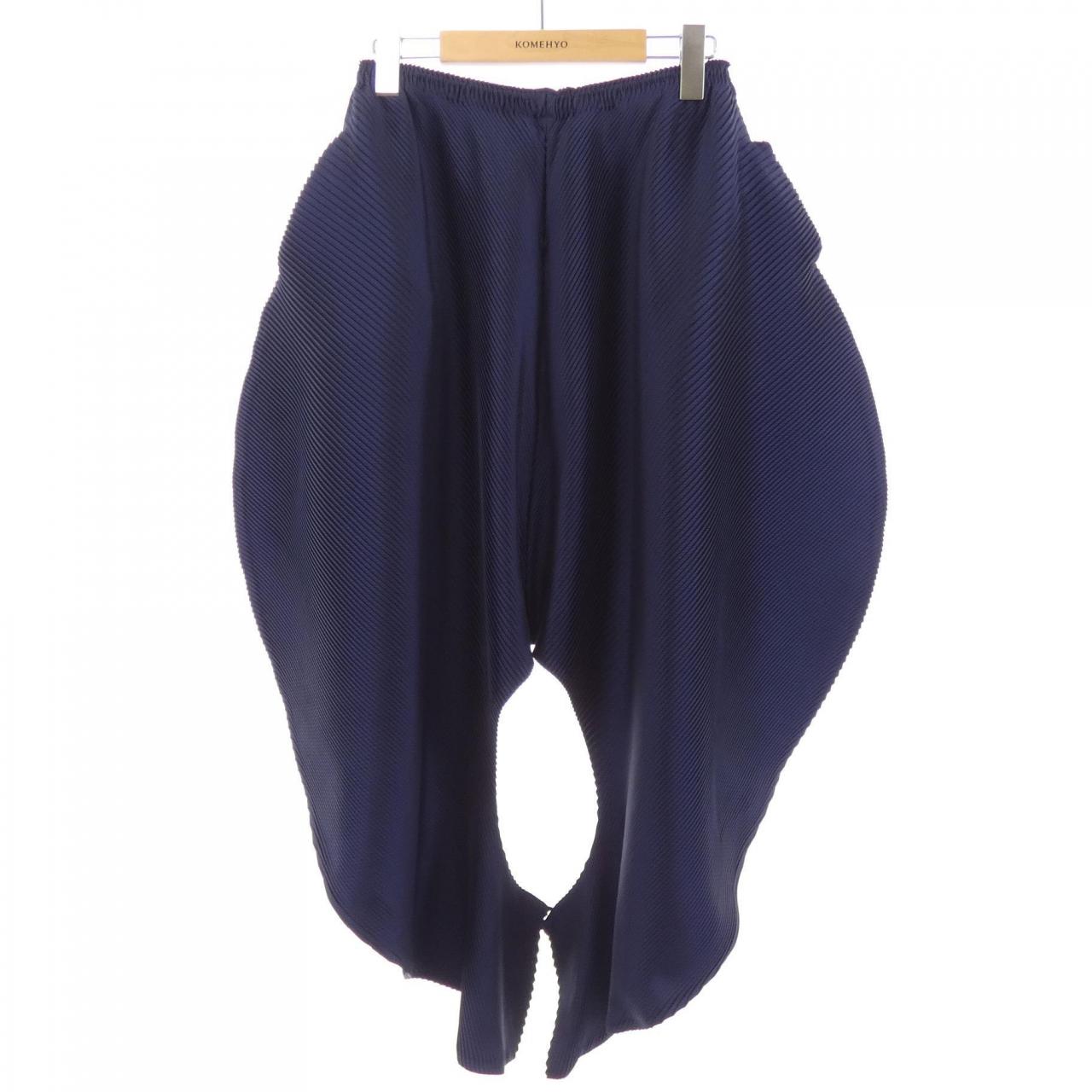 イッセイミヤケ ISSEY MIYAKE IM52FF617 パンツ