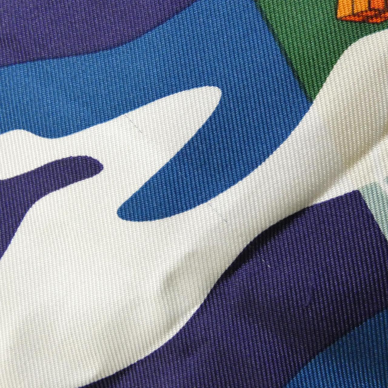 エルメス SPACE SHOPPING AU FAUBOURG カレ スカーフ