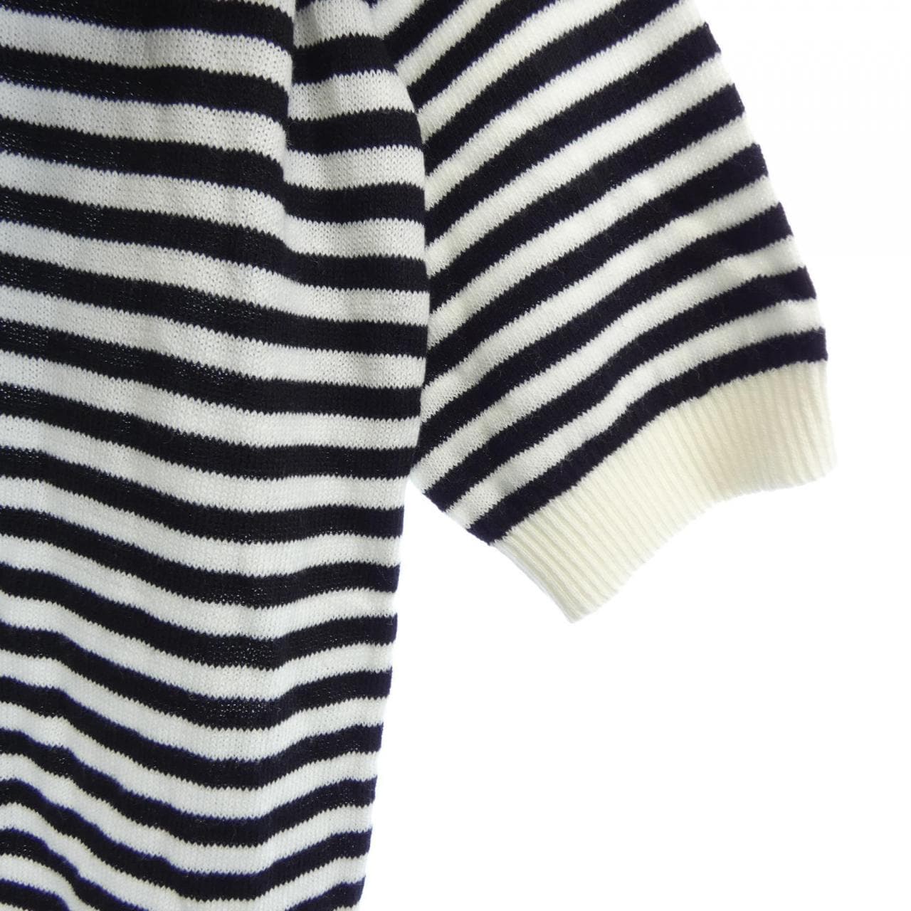 ザニューハウス THE NEWHOUSE トップス