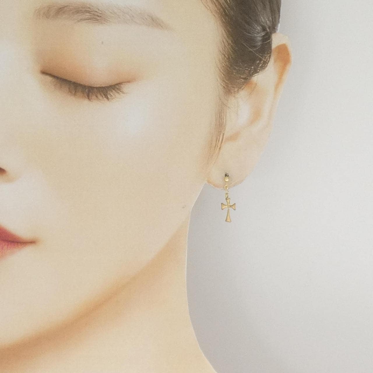 K18YG クロス ピアス
