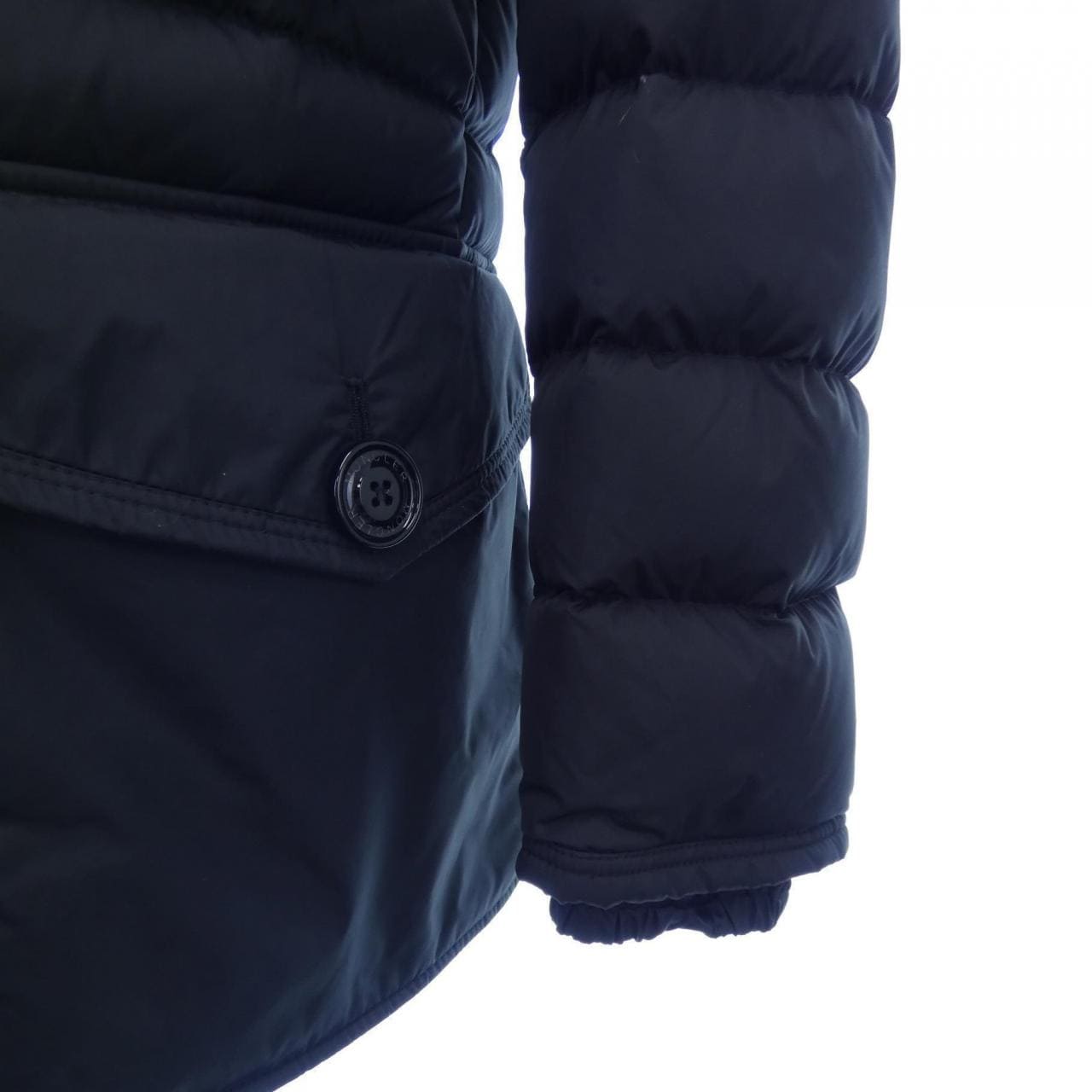 モンクレール MONCLER ダウンジャケット