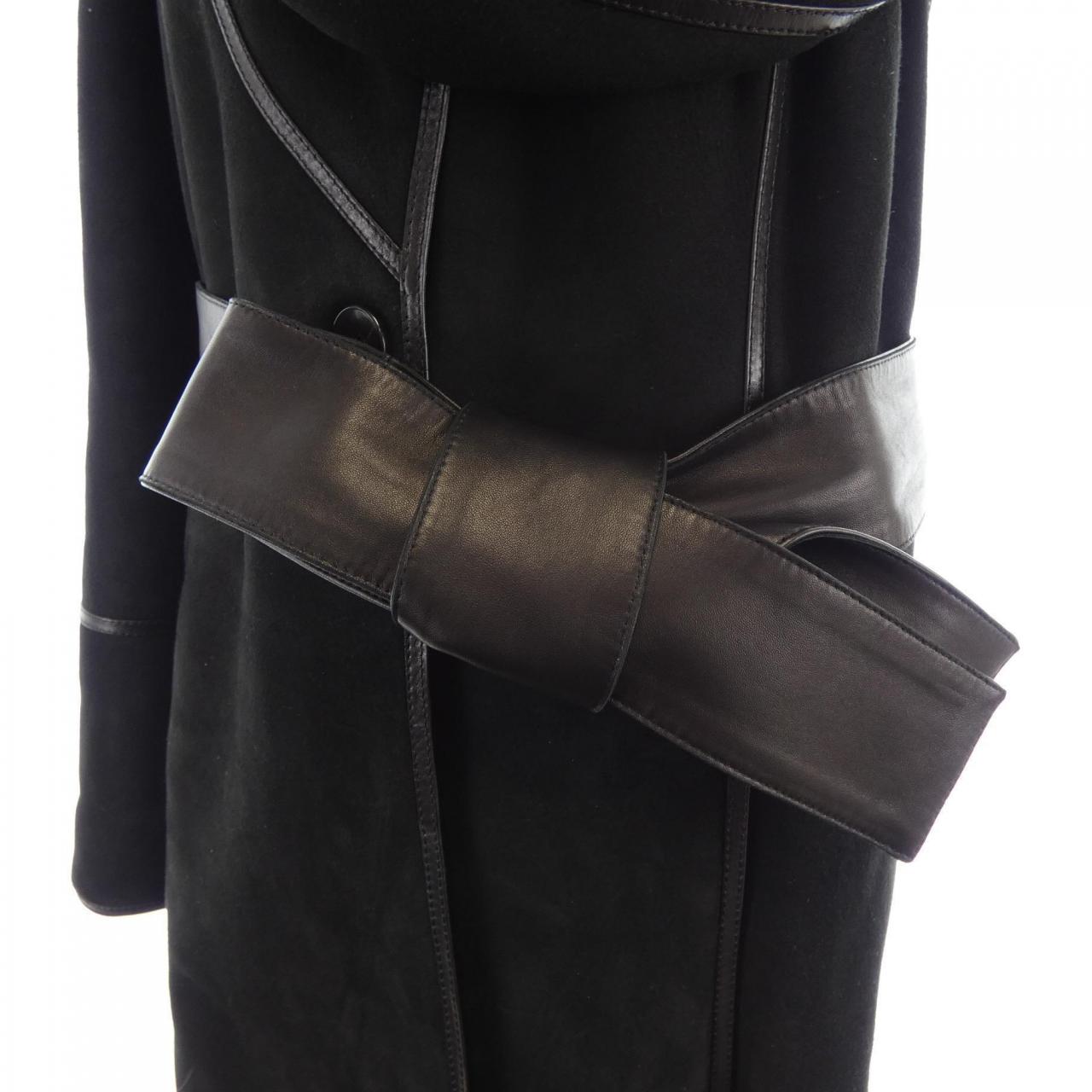 ロエベ LOEWE ムートンコート