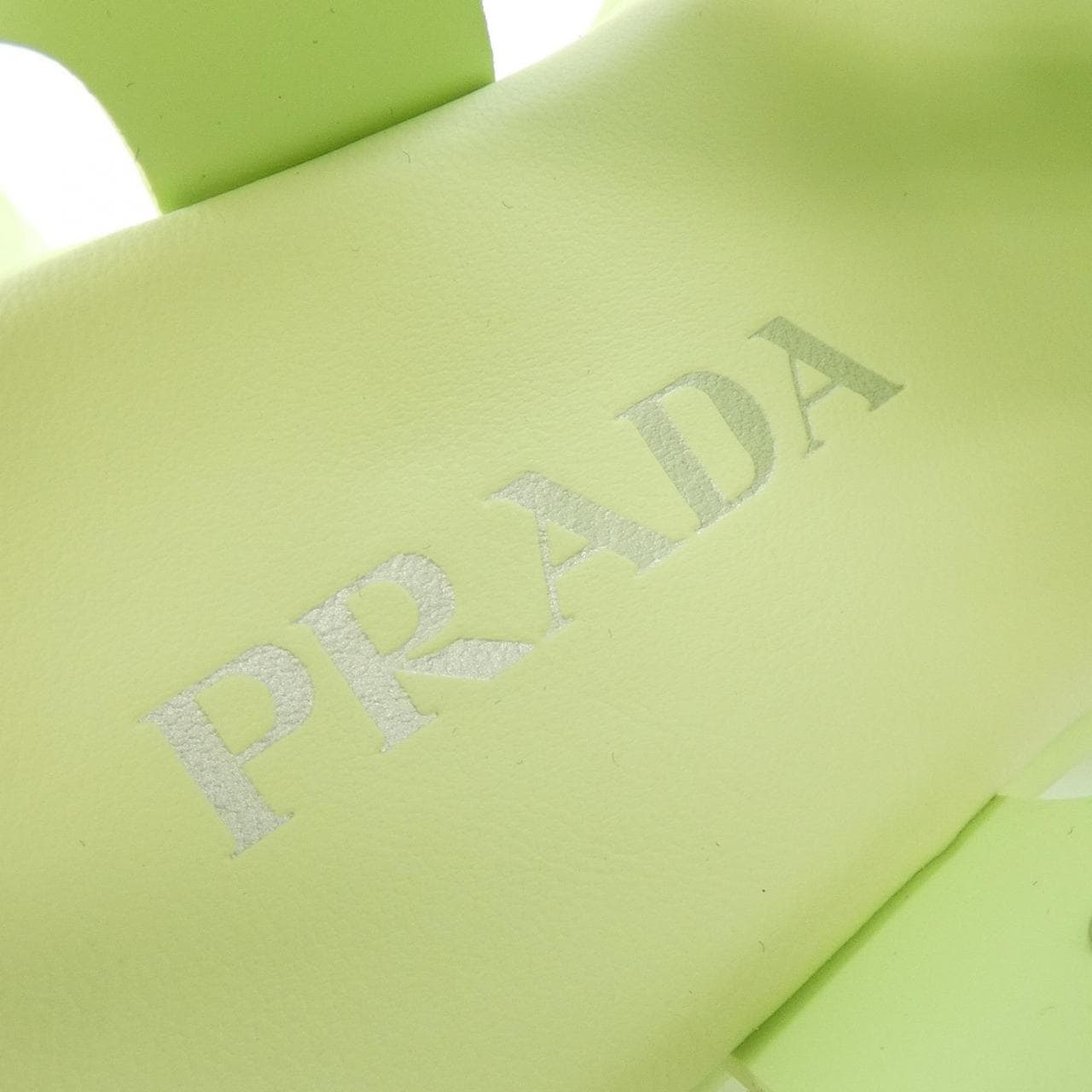 プラダ PRADA トライアングルロゴ モノリス 1X853M フォームラバー サンダル