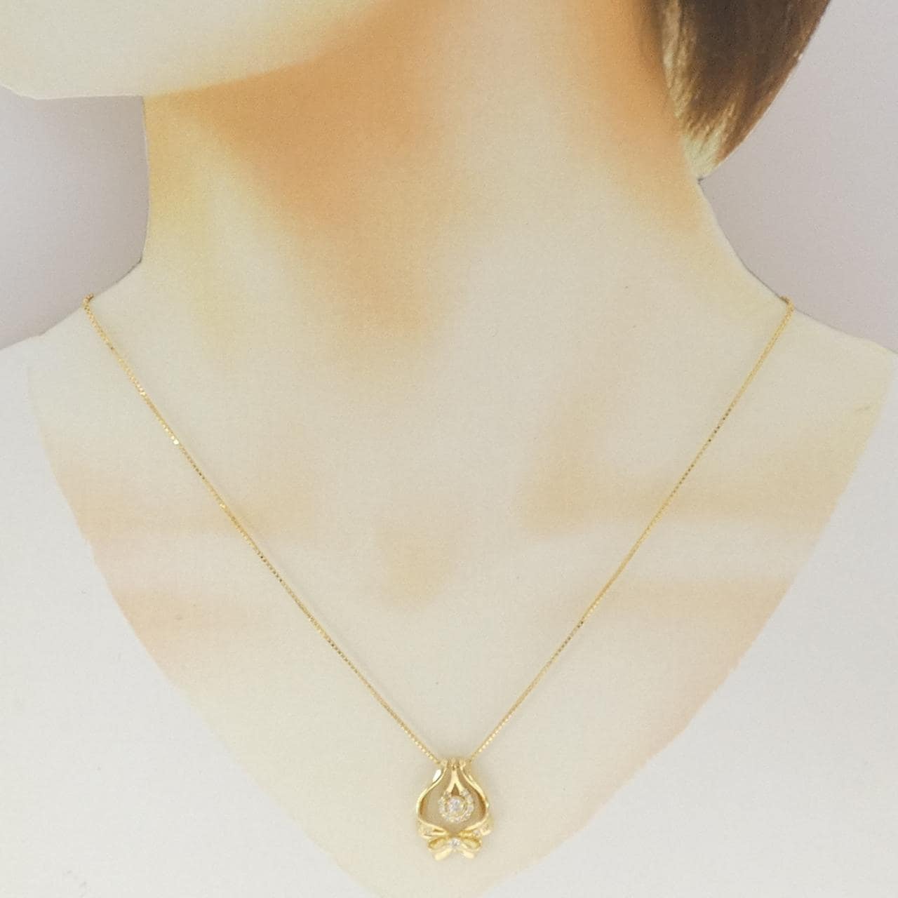 K18YG リボン ダイヤモンド ネックレス 0.21CT