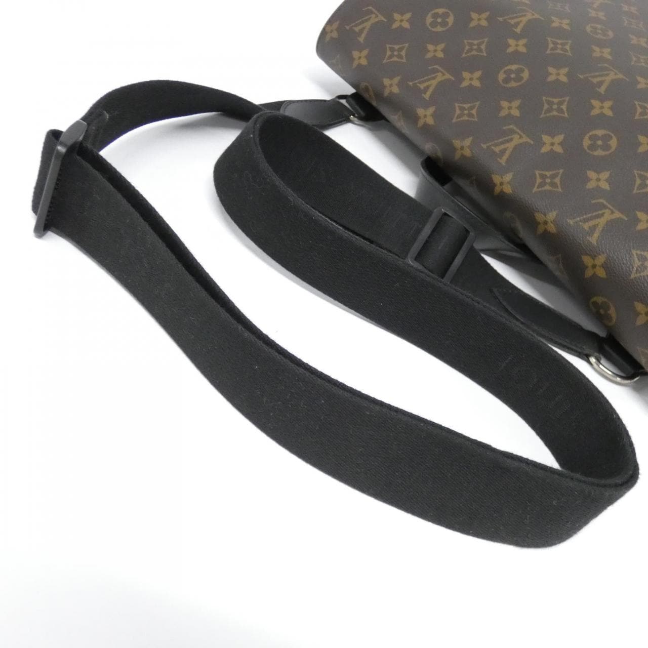 ルイヴィトン モノグラム マカサー ドレイク M40636 ショルダーバッグ