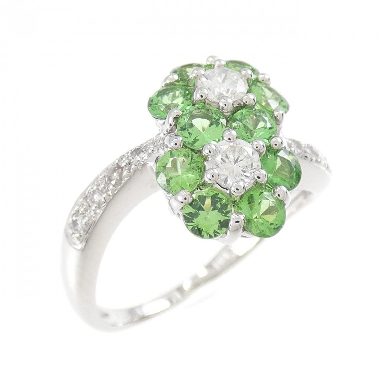 K18WG フラワー グリーンガーネット リング 1.00CT