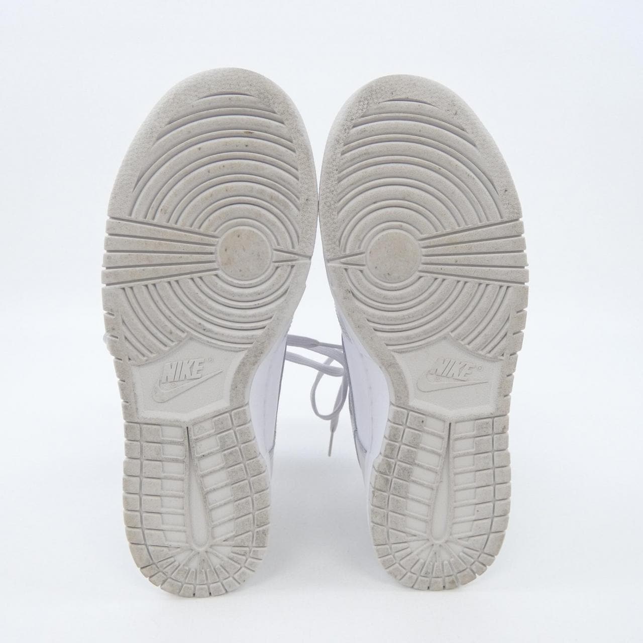 ナイキ NIKE DD1399-100 スニーカー