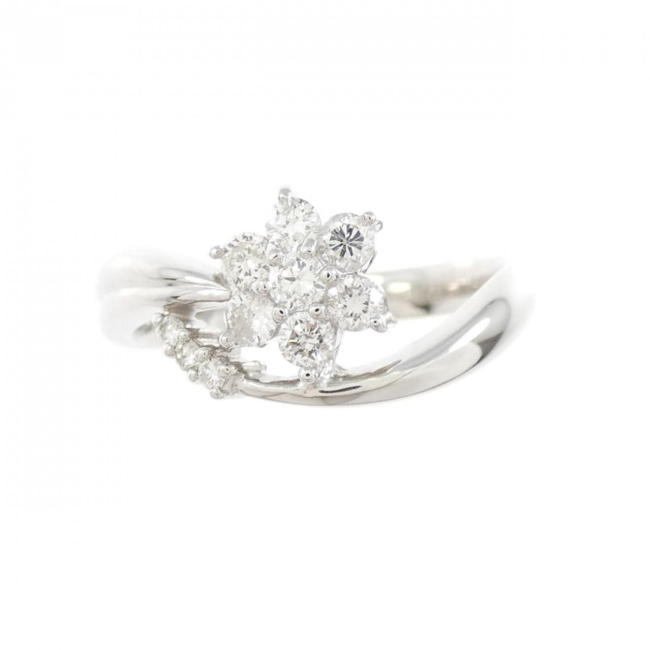 PT900 フラワー ダイヤモンド リング 0.30CT