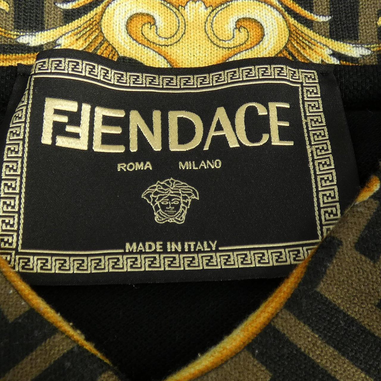 フェンディ FENDI FAF650　AKGP ポロシャツ