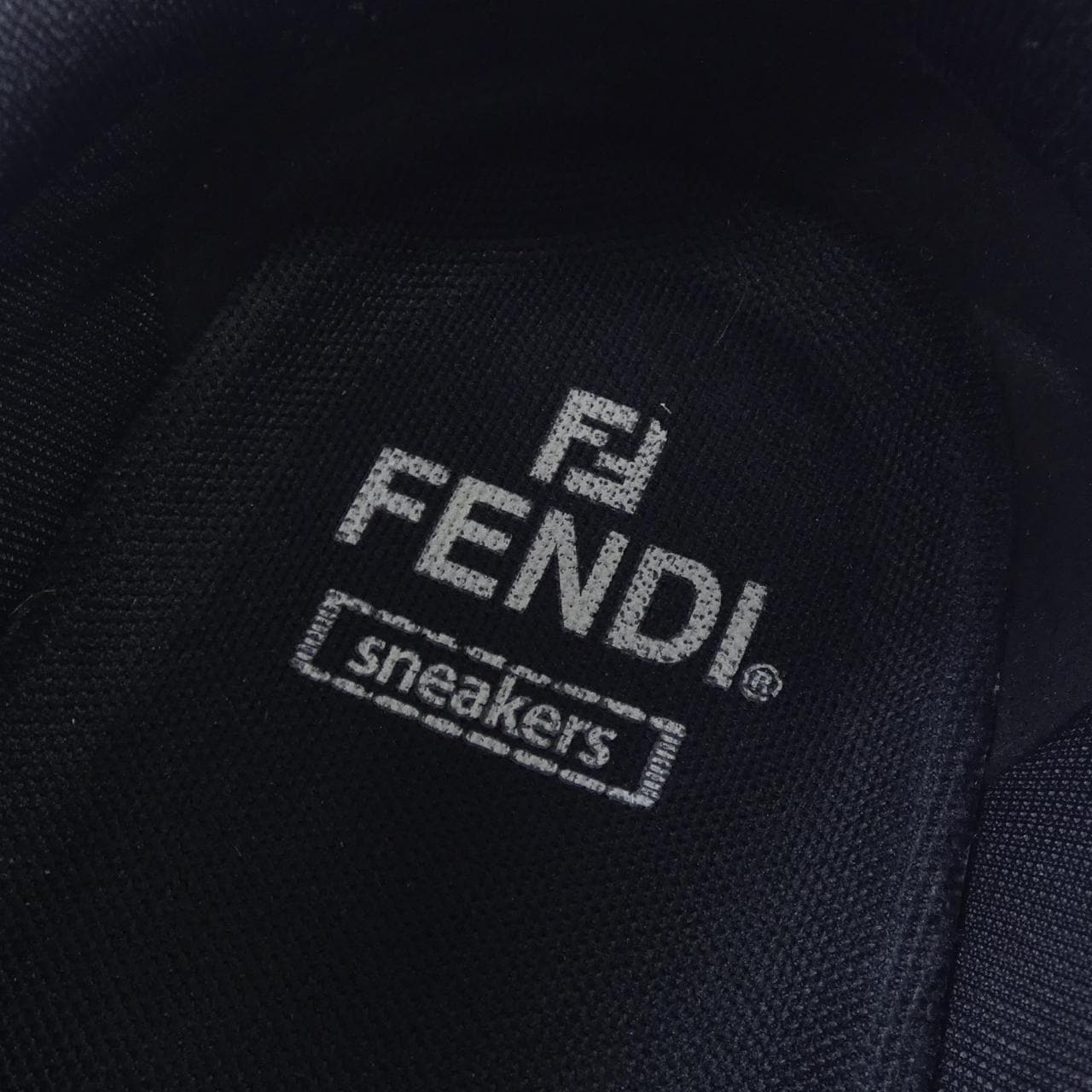 フェンディ FENDI スニーカー