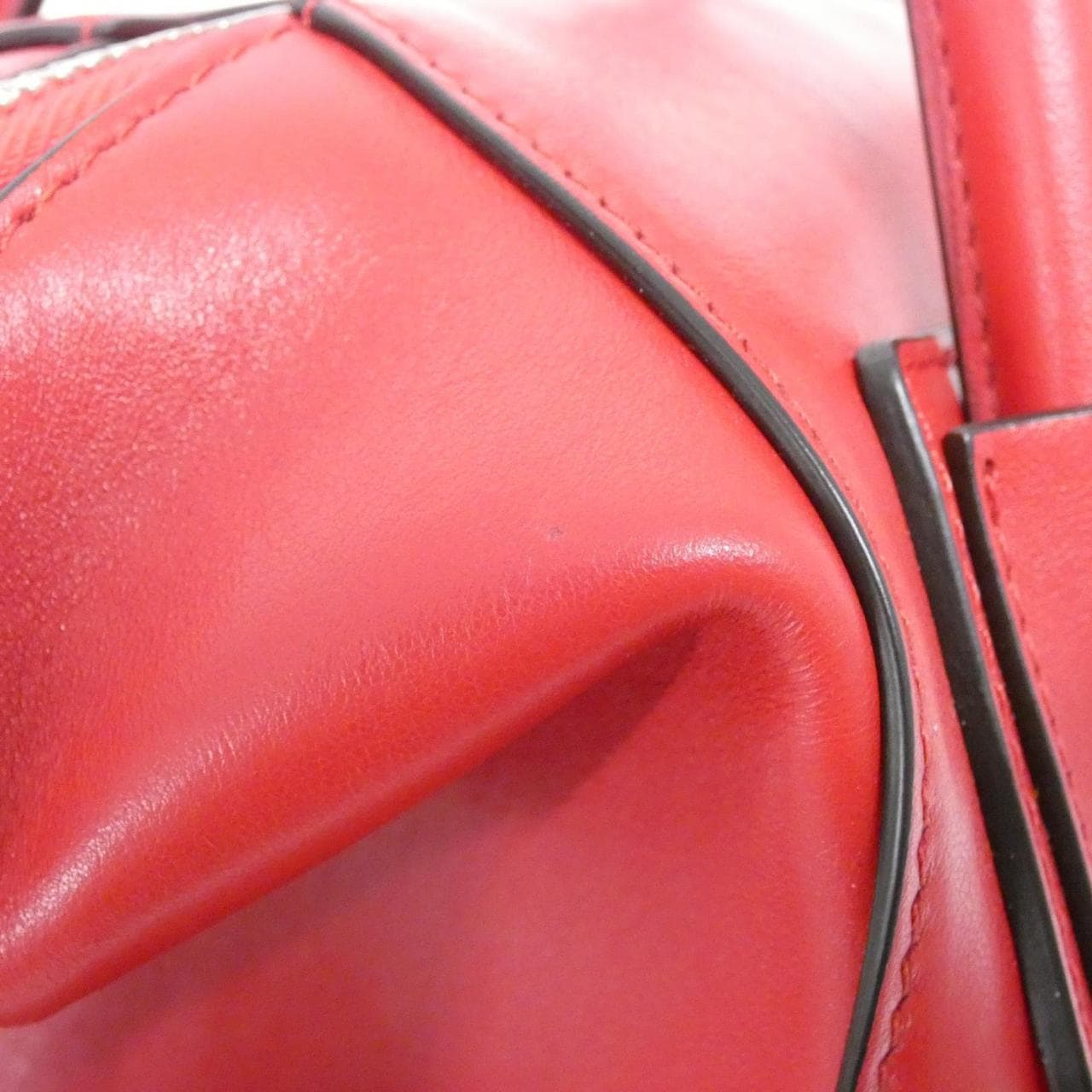 ジバンシー アンティゴナ ソフト BB50F3B0WD バッグ