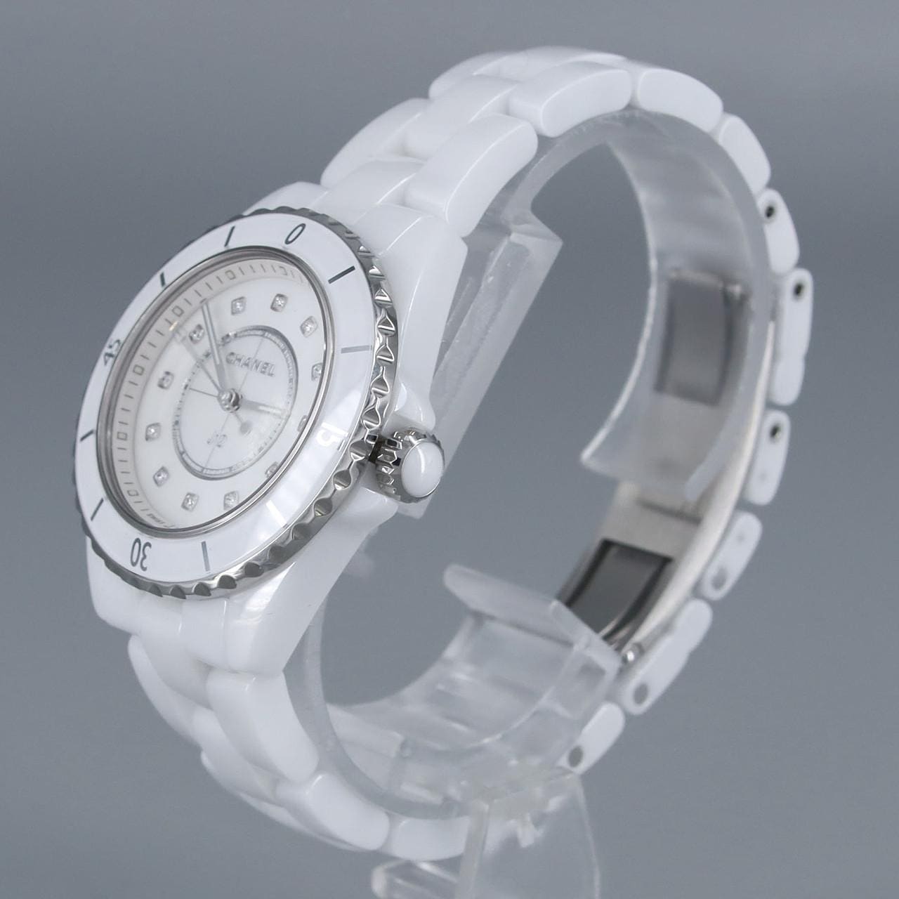 CHANEL J12 33mm Ceramic・12P H5704 Ceramic Quartz