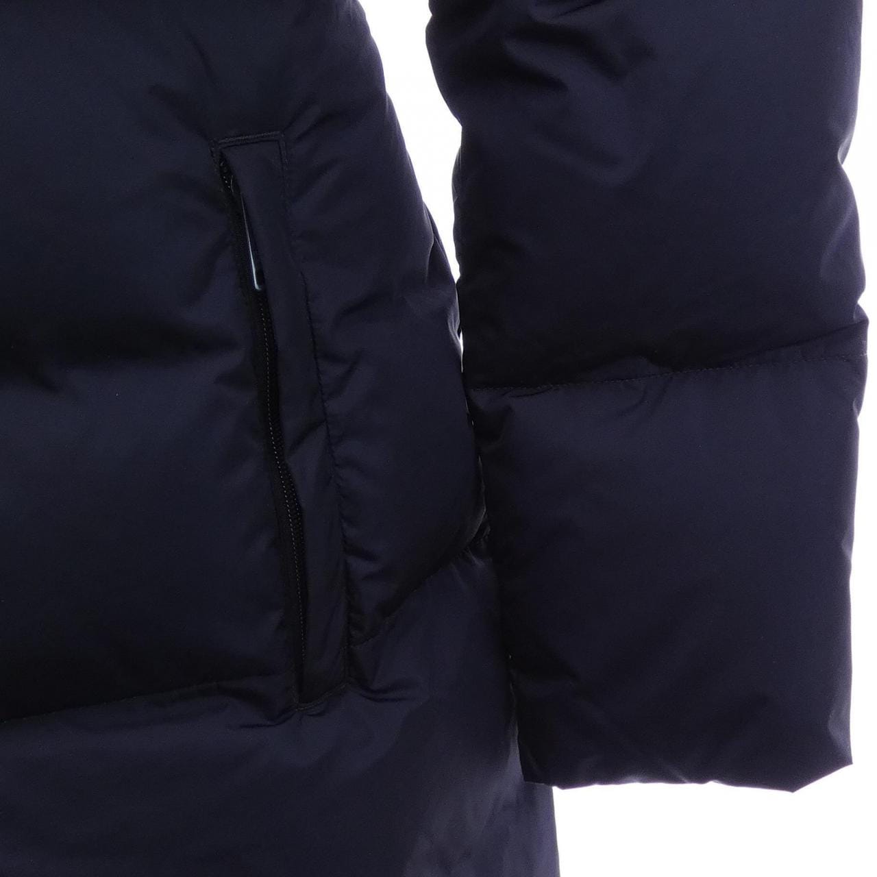 プラダ PRADA トライアングルロゴ 29F430 S192 1WQ9 ダウンコート