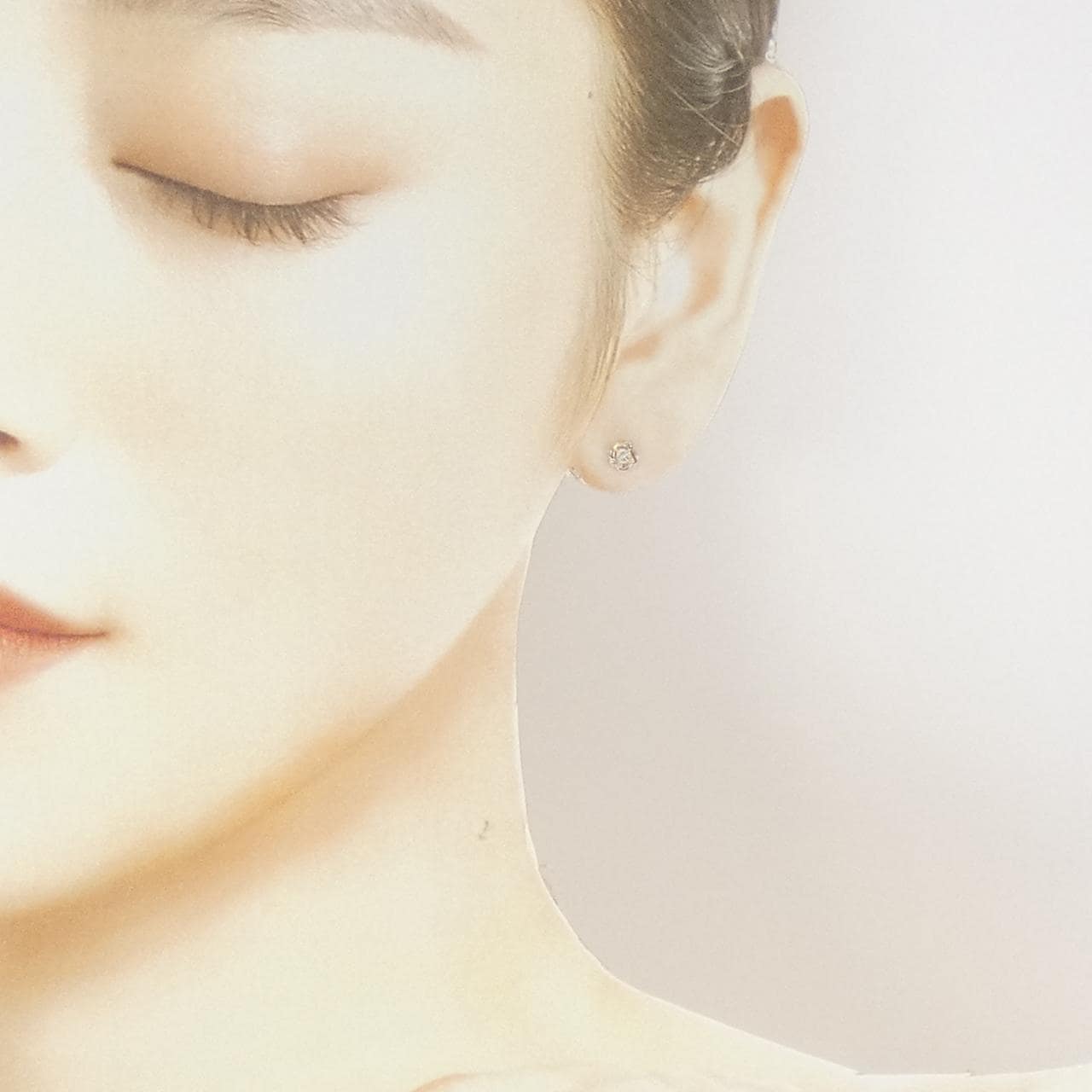 K18PG フラワー ダイヤモンド ピアス 0.12CT