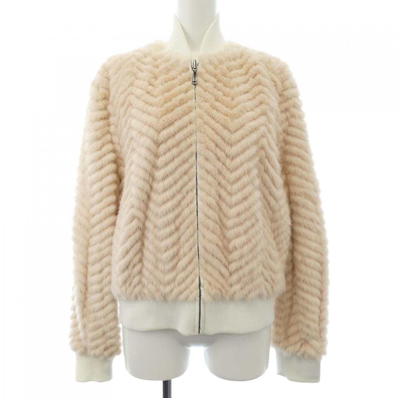 FENDI フェンディ ブルゾン（その他） ベージュ系 4103823A0035 FENDI フェンディ ブルゾン（その他） ベージュ系 4103823A0035