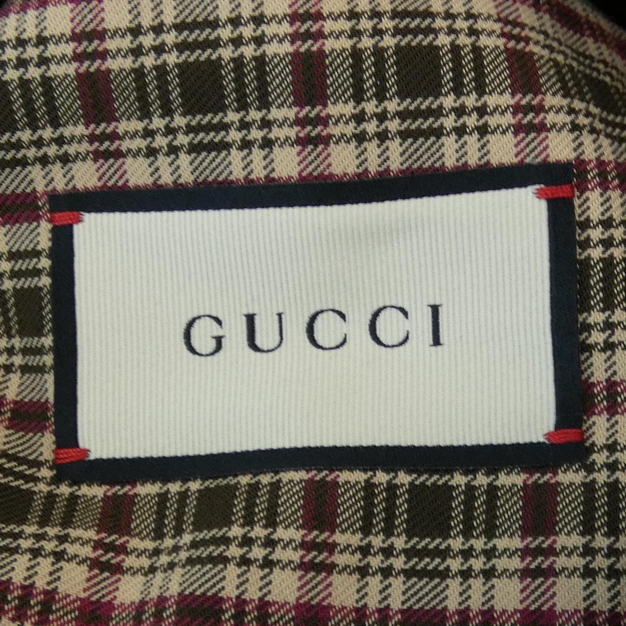 グッチ GUCCI 618897 Z8AKD スタジャン