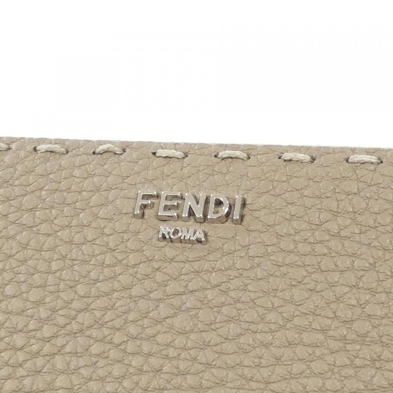 【未使用品】フェンディ SELLERIA ピーカブー 8M0517 ARC1 財布