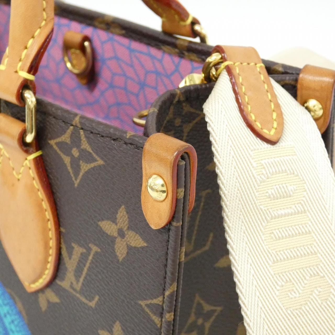 ルイヴィトン モノグラム(LV X YK) オンザゴー PM M46467 バッグ