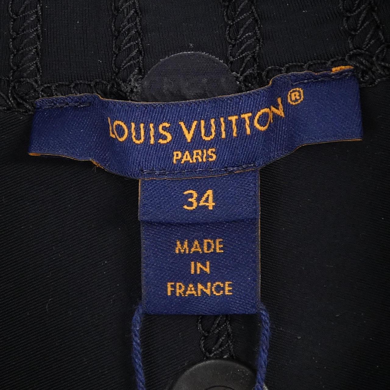 ルイヴィトン LOUIS VUITTON FQBL63GLX ジャケット