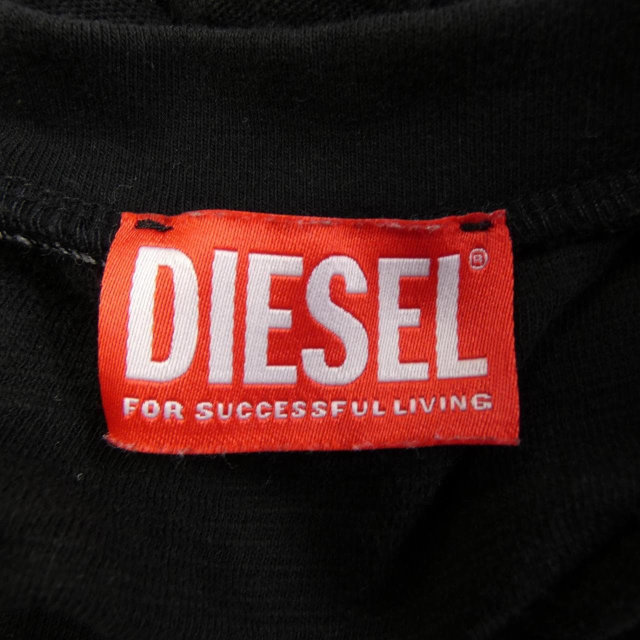 ディーゼル DIESEL Tシャツ