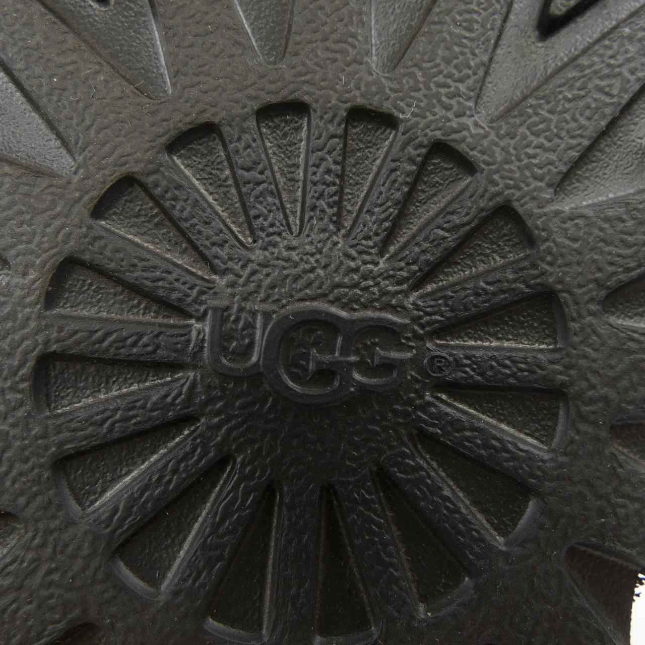 アグ UGG ブーツ