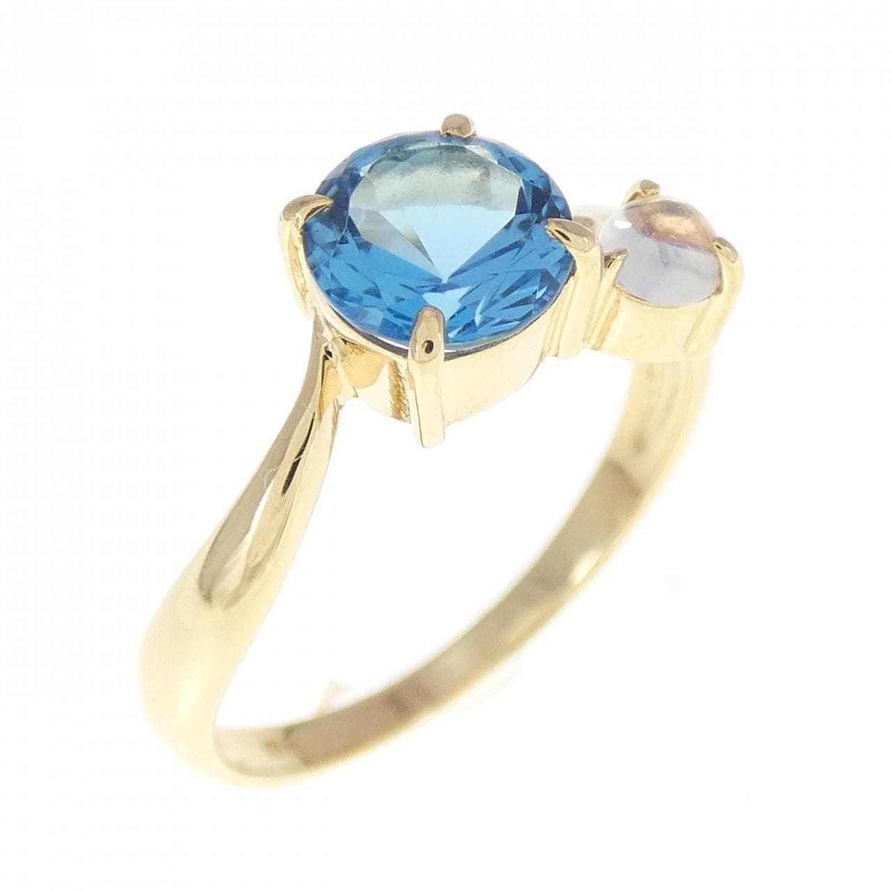 K18YG blue Topaz ring