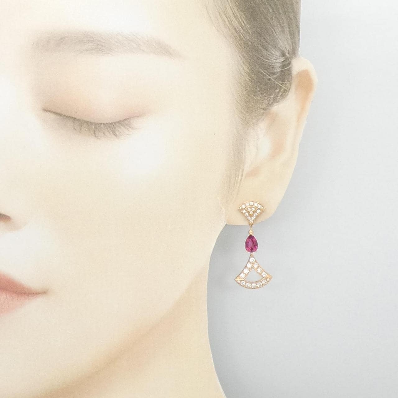 BVLGARI diva dream earrings