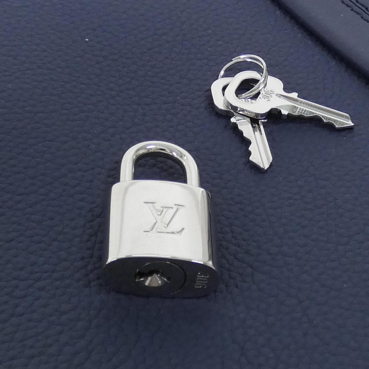 ルイヴィトン LVアエログラム テイクオフ トート M21542 バッグ