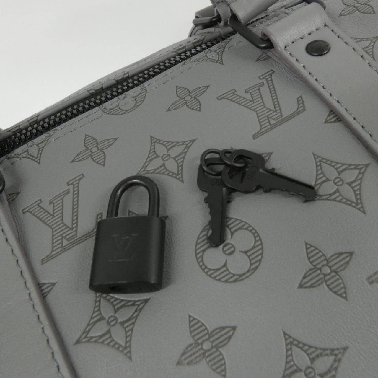 LOUIS VUITTON Monogram Shadow Keepall Bandouliere 50公分 M46117 波士頓包