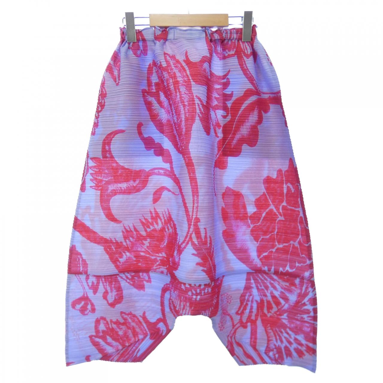 百褶PLEATS PLEASE褲子
