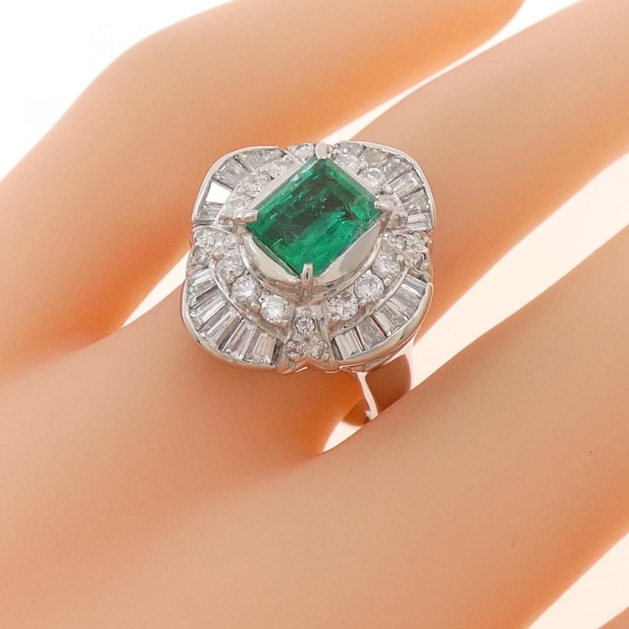 PT900 エメラルド リング 1.23CT