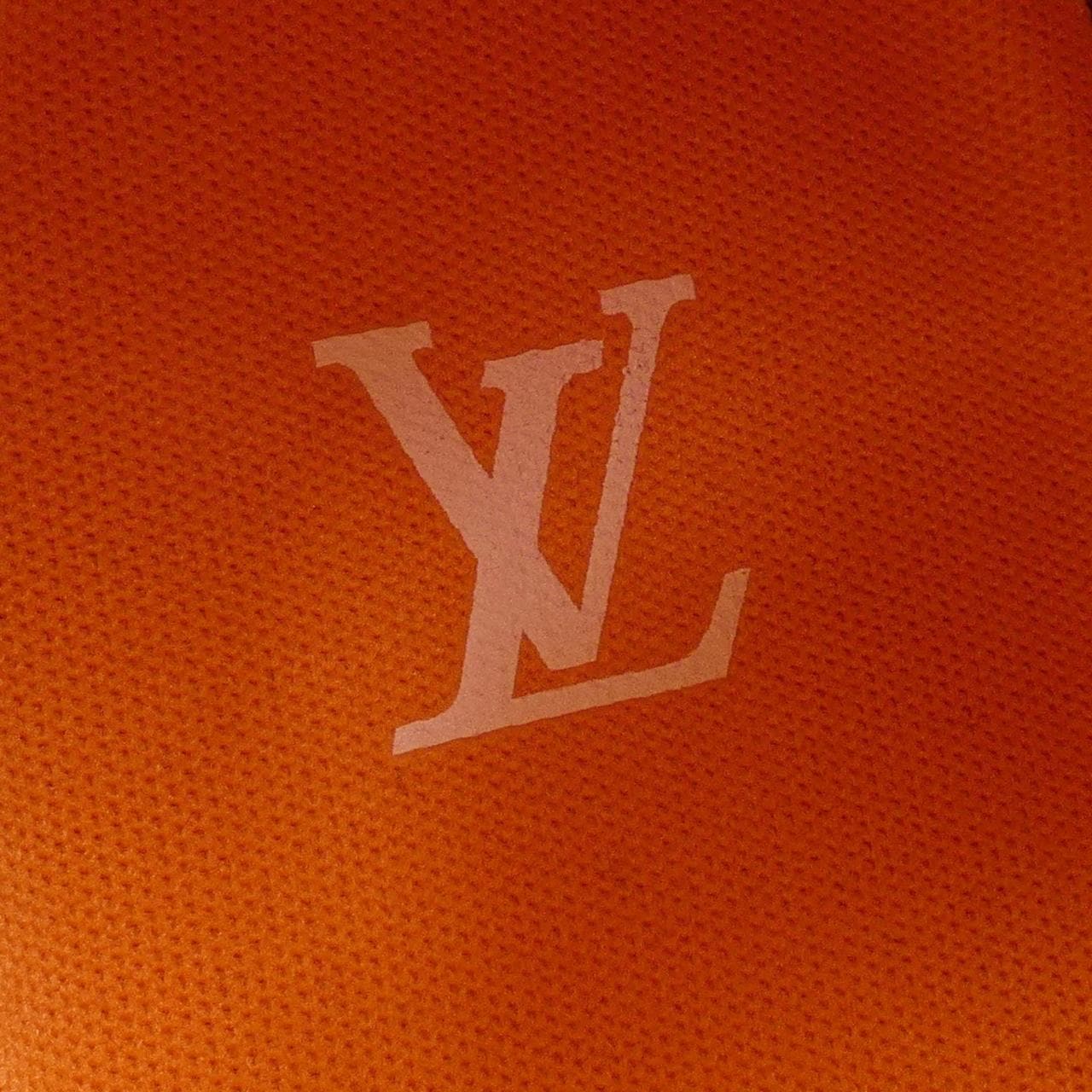 ルイヴィトン LOUIS VUITTON スニーカー