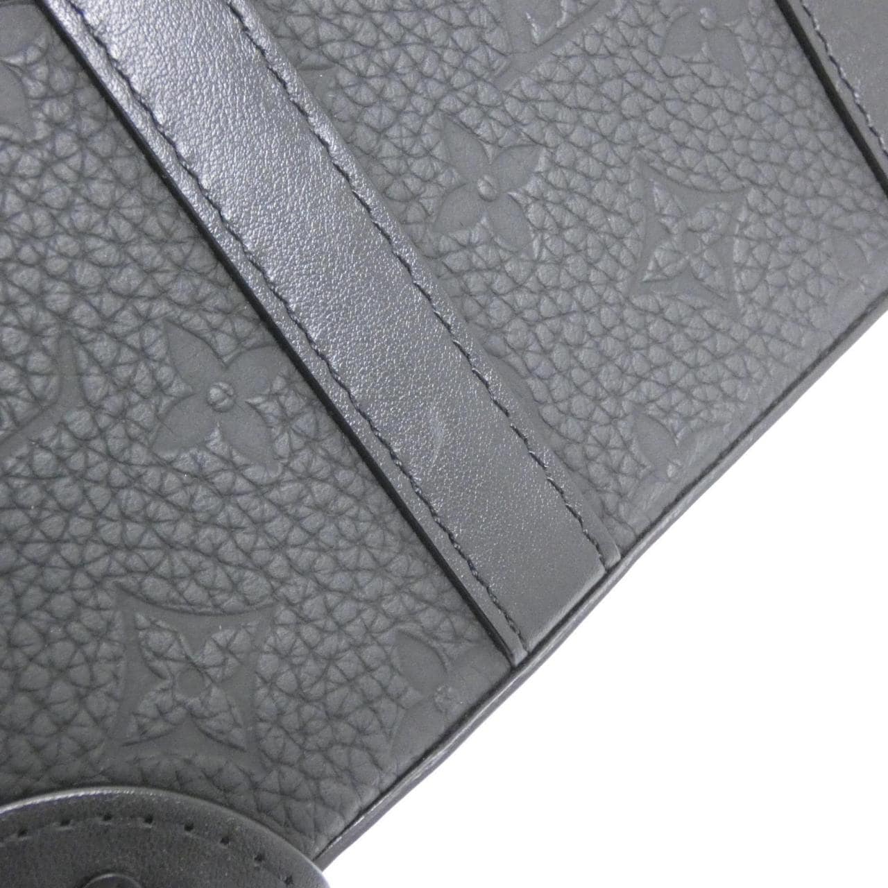 ルイヴィトン トリヨン モノグラム ソフトトランク ウォレット M80224 ショルダーバッグ